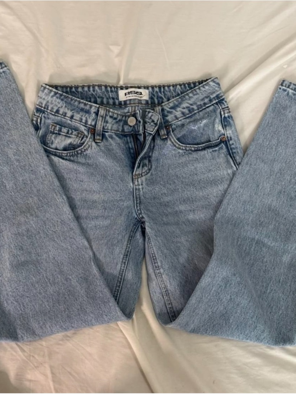 TILLYS RSQ Light Wash low rise loose straight Women's Jeans